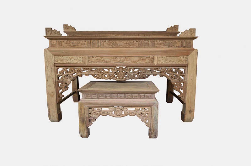 Top 10 mẫu bàn thờ gỗ gụ đẹp nhất hiện nay