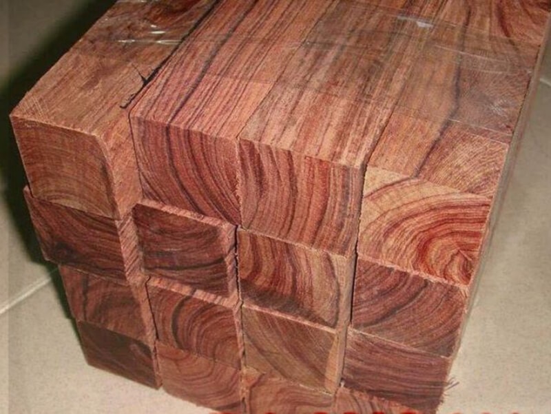 So sánh sự khác nhau giữa gỗ Trắc và gỗ Cẩm Lai